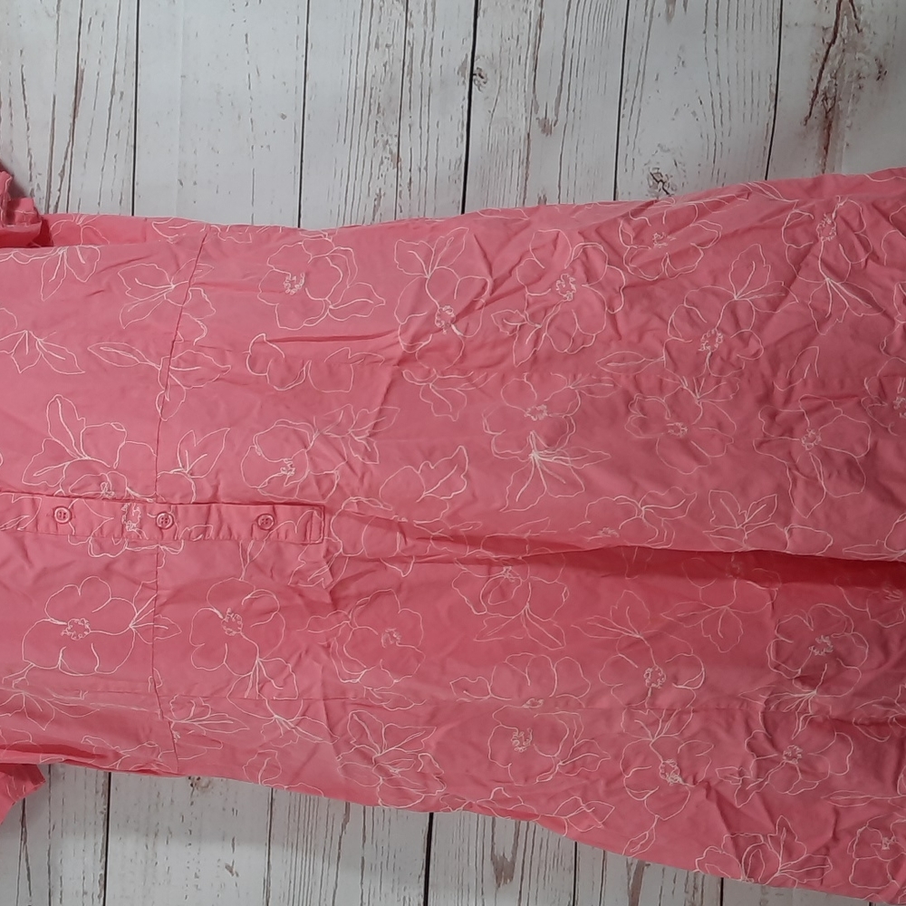 Chelsea Studio Dress - Picture 3 of 9